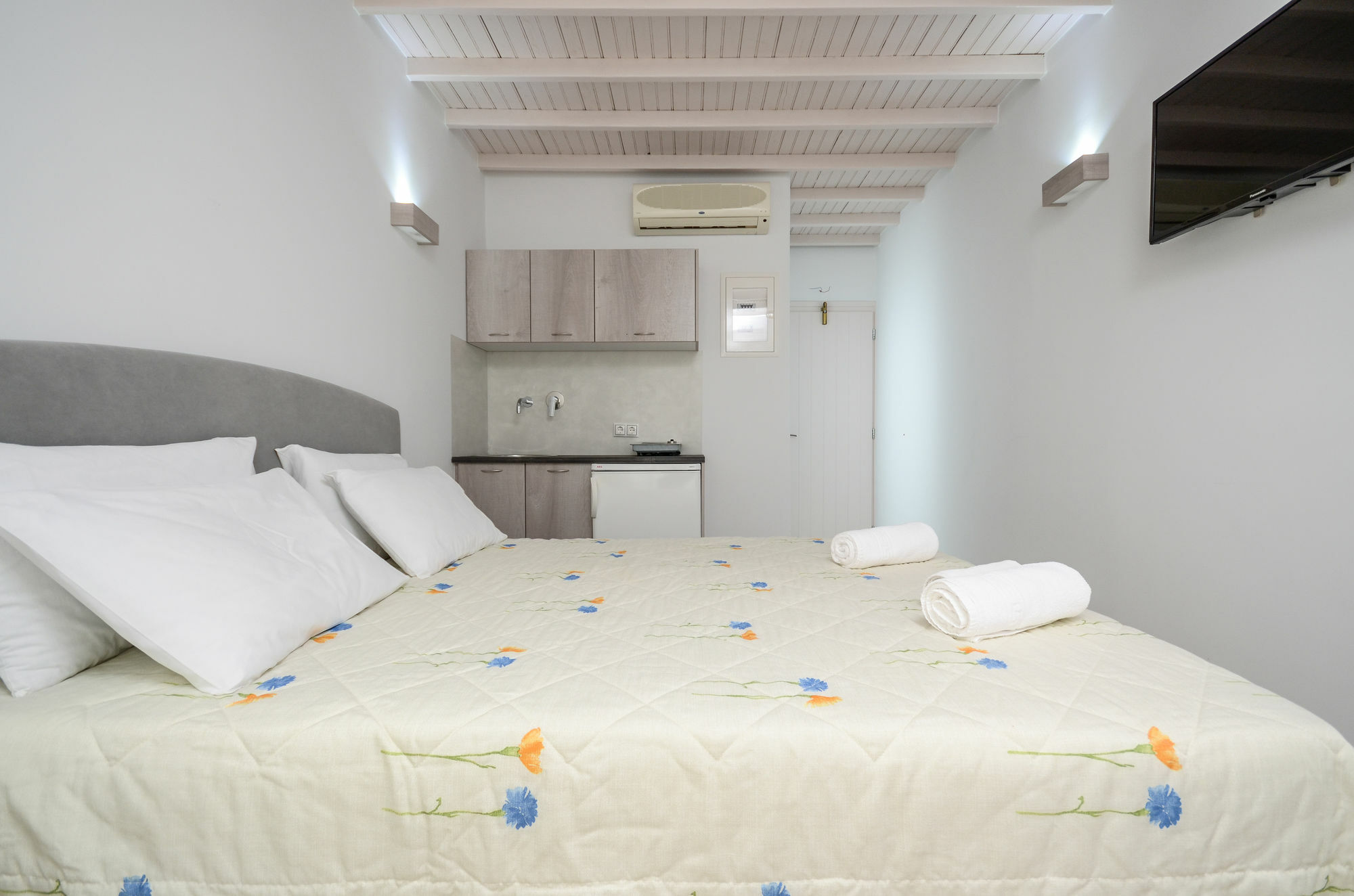Pension Elena Agia Anna  Exterior photo