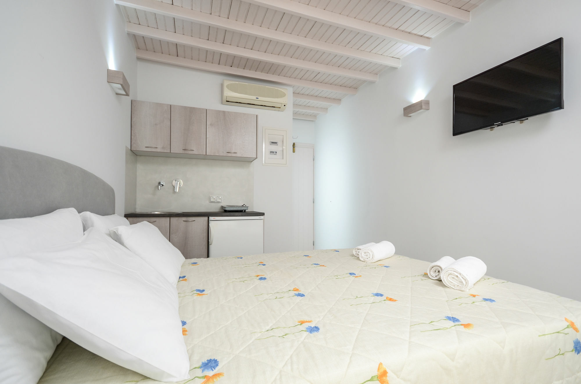 Pension Elena Agia Anna  Exterior photo